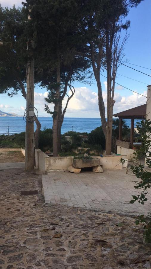 Casa Con Verande Sul Mare A 2 Minuti A Piedi Dalla Spiaggia Custonaci Extérieur photo