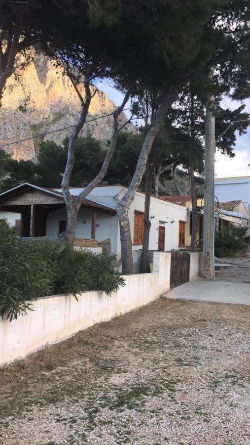 Casa Con Verande Sul Mare A 2 Minuti A Piedi Dalla Spiaggia Custonaci Extérieur photo