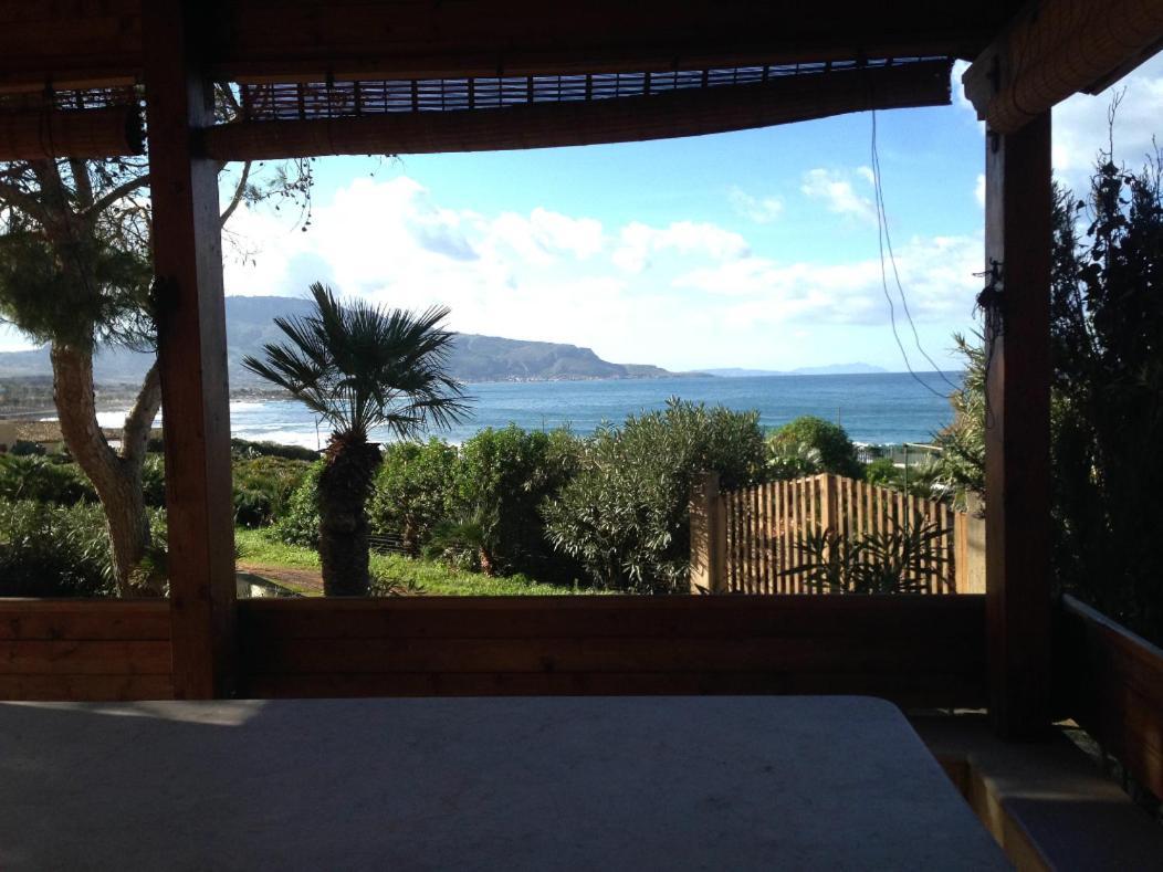 Casa Con Verande Sul Mare A 2 Minuti A Piedi Dalla Spiaggia Custonaci Extérieur photo
